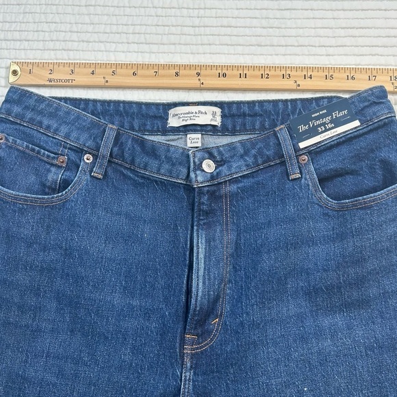 NWT Abercrombie & Fitch “Curve Love”Jeans. High Rise. Vintage Flare. Siz… - Picture 6 of 11